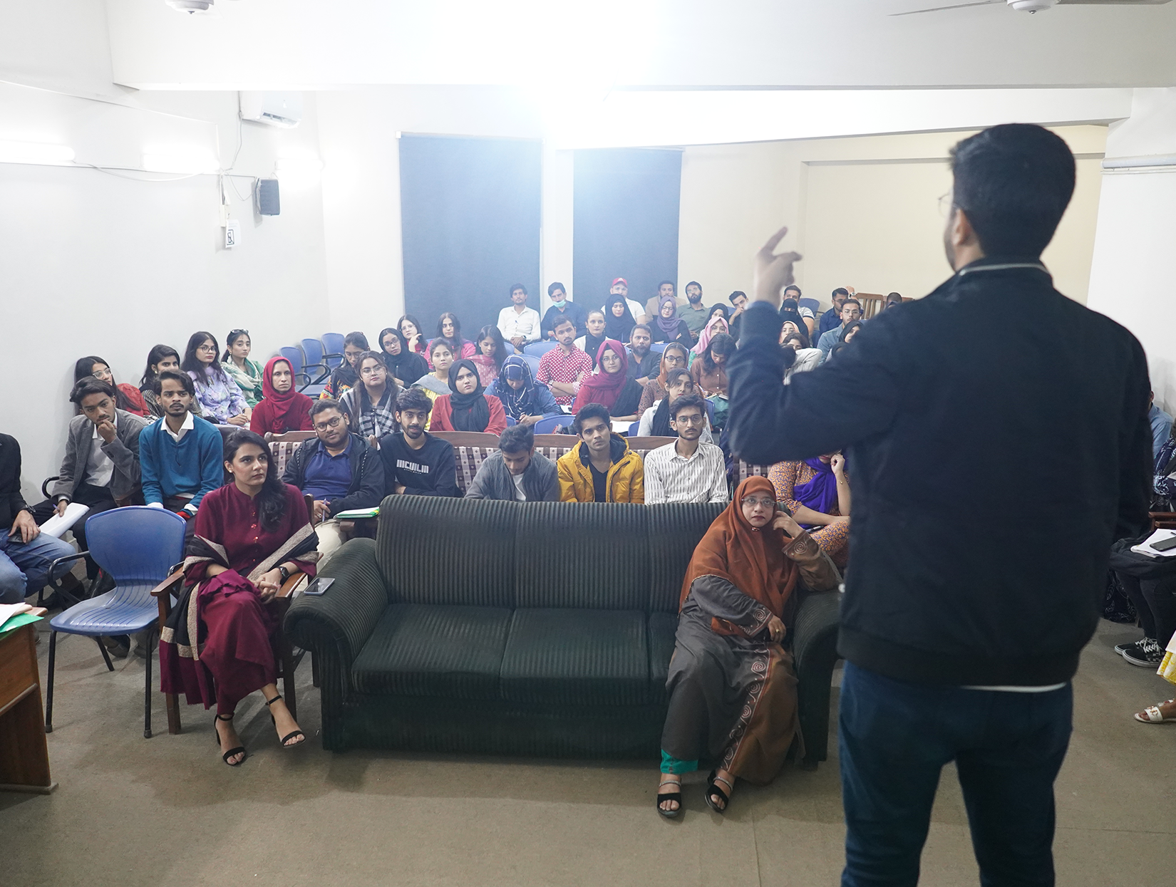 Digital Ninja visits Karachi University - Digital Eggheads